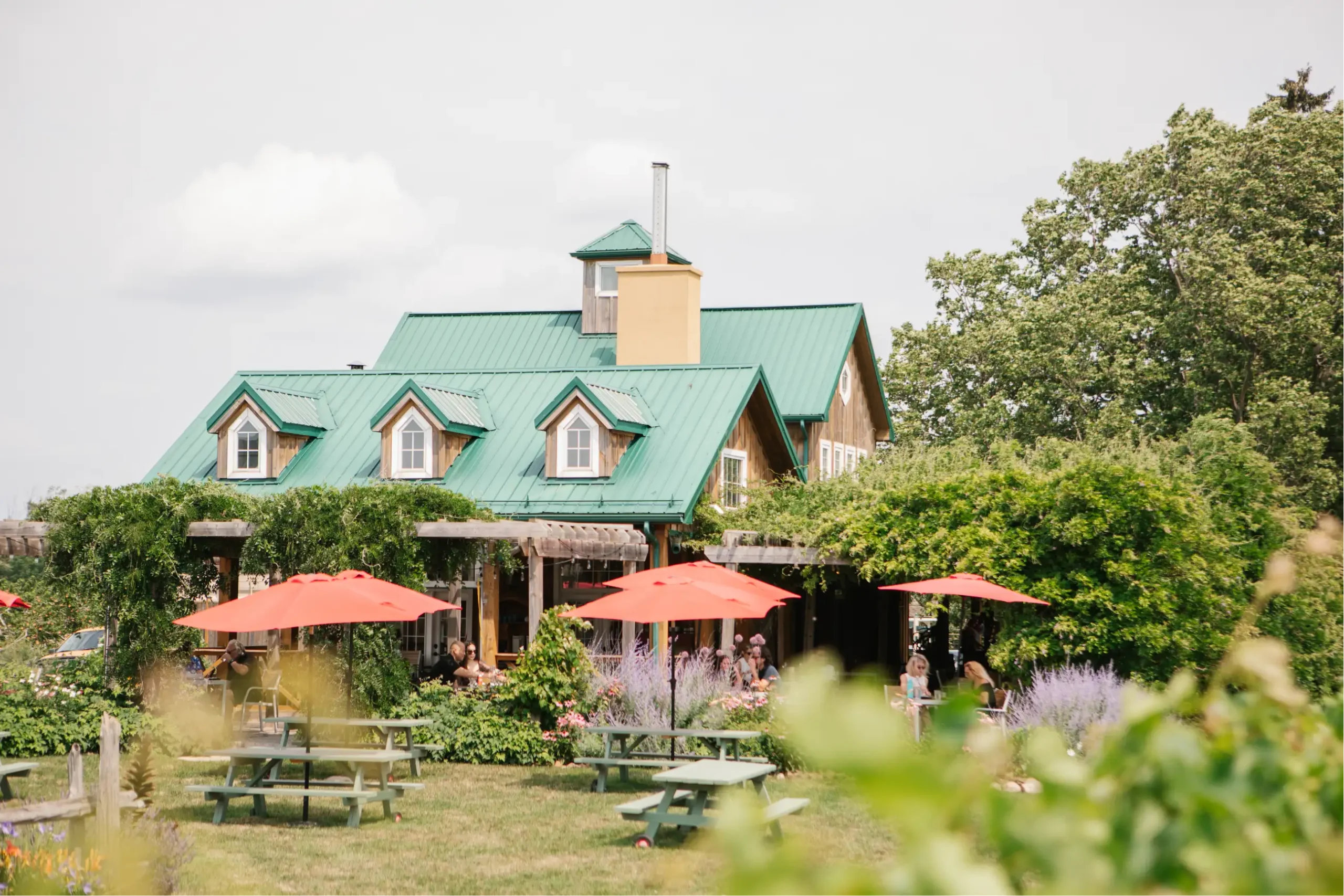 Good Earth Food and Wine Co. winery and bistro in Beamsville